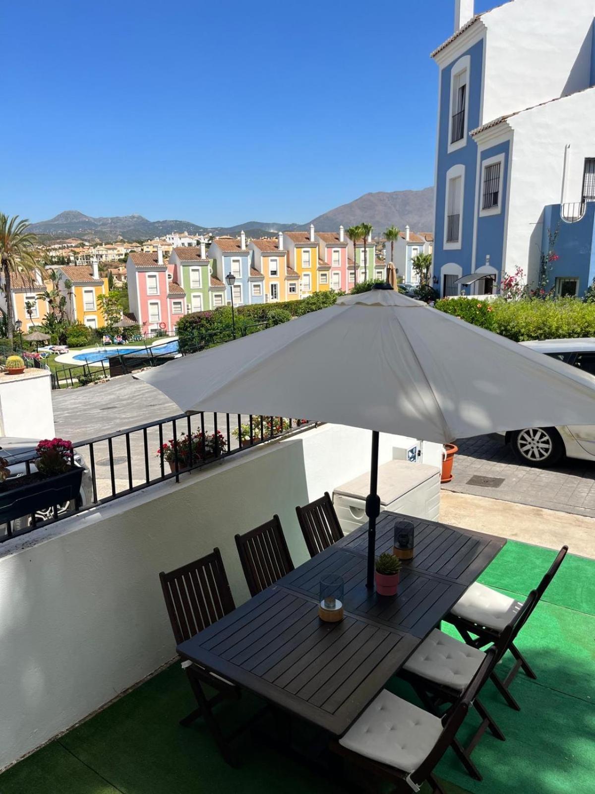 הוילה Bahia de Casares Casa Mira Casares Costa מראה חיצוני תמונה